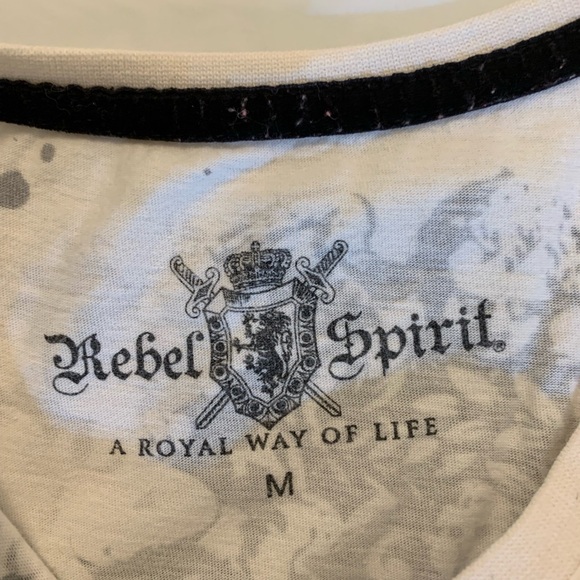 Rebel Spirit White and Red Short Sleeve Women's Top Size Med - Picture 3 of 7
